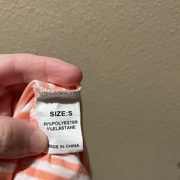 Ladies Peach Stripe Eyelet Flutter Sleeve Top Size Small - Picture 6 of 6